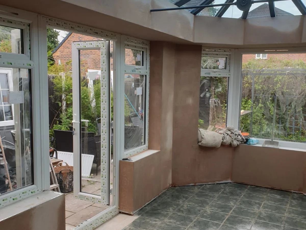 How to modernise your old polycarbonate roofed conservatory?